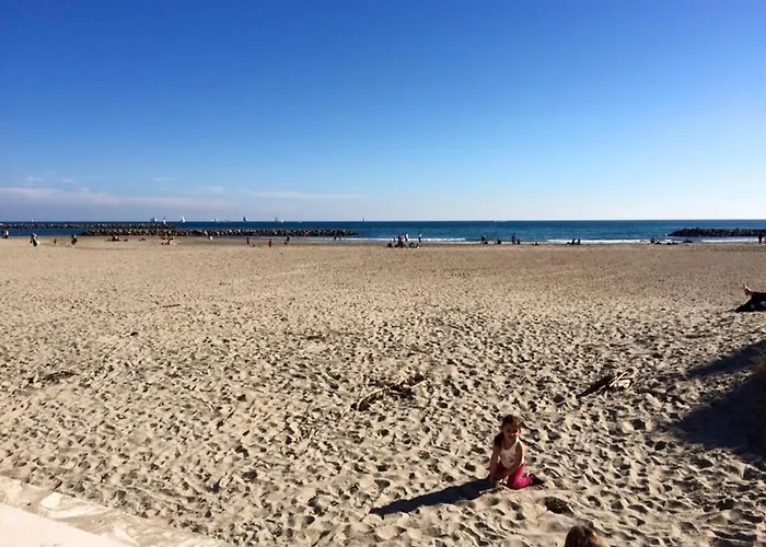 2 Pieces Proche Des Plages, Parking, Clim - Fr-1-338-487 Apartamento