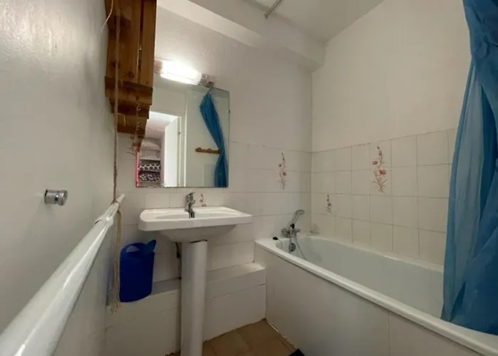 Apartamento 2 Pieces Proche Des Plages, Parking, Clim - Fr-1-338-487